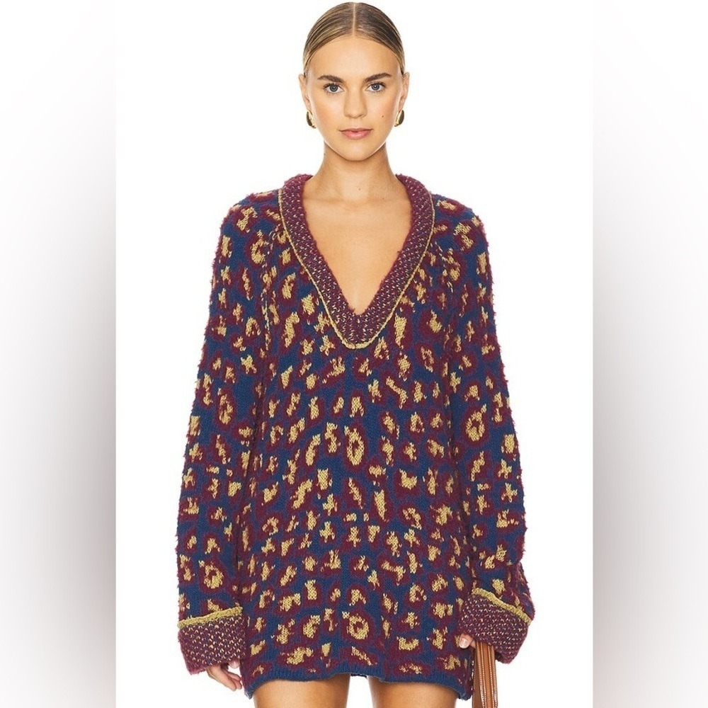 New Free People Little Animal Pullover in Blue Fig Combo